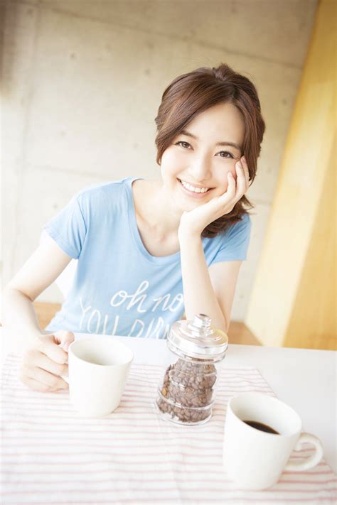 Rina Aizawa 逢沢りな《Precious Morning》写真集 - 微图坊