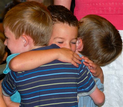 Discover the Joys of Long-Distance Friendship with California Female Pen Pals 6