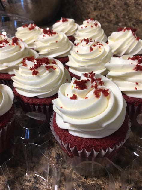 Whipped Cream Cheese Cupcake at Leona Skelton blog