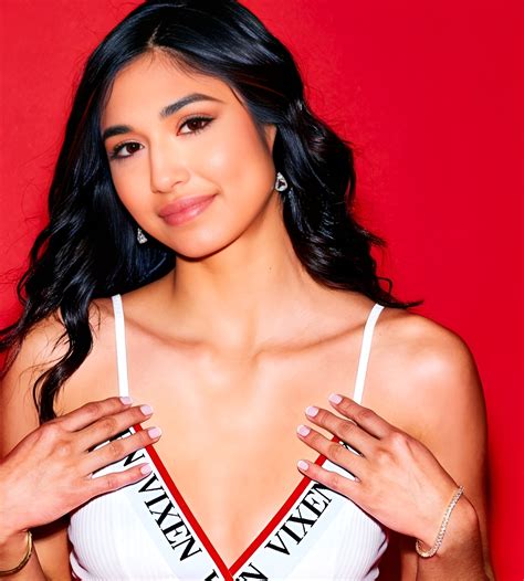 Reina Rae (Actress) Age, Wiki, Bio, Height, Weight, Videos, Photos, Net ...