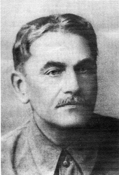 ХРОНИКА ПЯТИ ПОКОЛЕНИЙ : Галерея : Б.М.Новиков