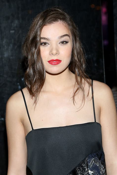 Hailee Steinfeld