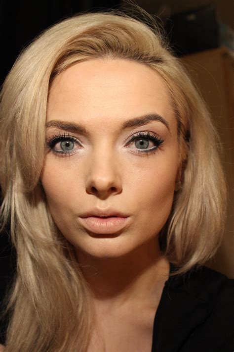 My Pale Skin: Bright Eyes, Nude Lips