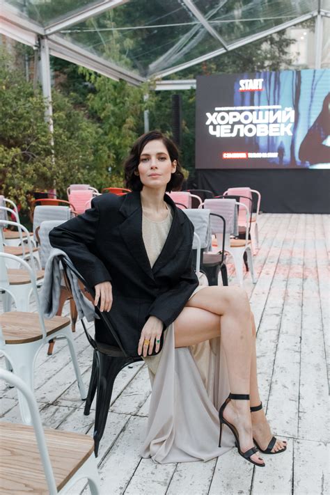 Yuliya Snigir's feet
