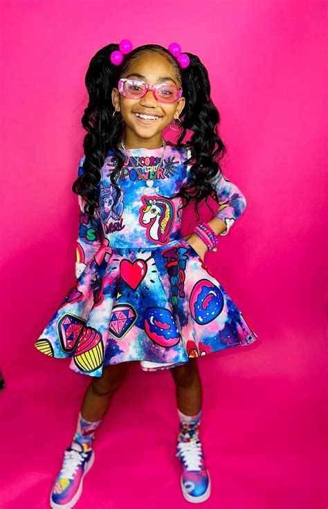 Lani Love Wallpapers - Top Free Lani Love Backgrounds - WallpaperAccess