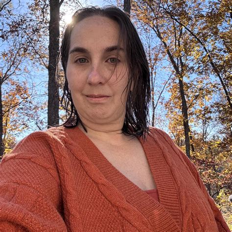 Diners at cheesecake factory tysons complain about the noise 24