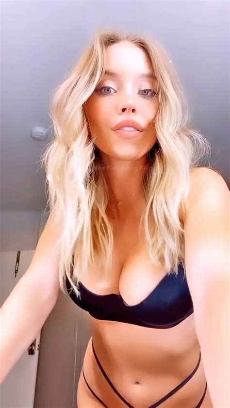 Sydney Sweeney Shows Her Boobs in Lingerie (7 Pics + Video) | #TheFappening
