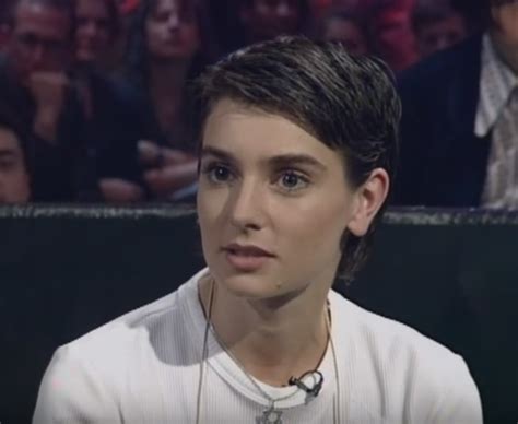 Sinead O'Connor - Net Worth, With Hair, Wiki, Husbands, Age, Trivia