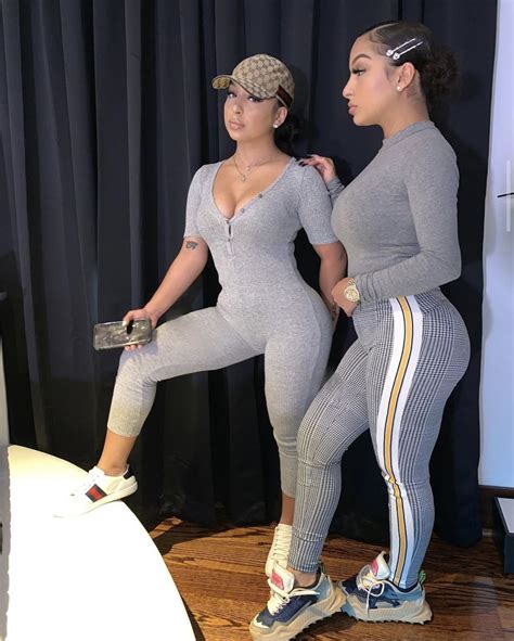 Pin by THE WAVE 🌊 on S I A N G E T W I N S | Cute comfy outfits