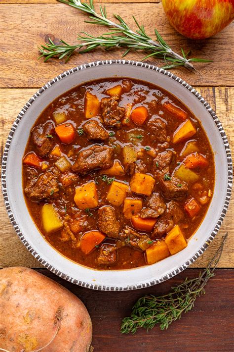 how long to cook potatoes in stew