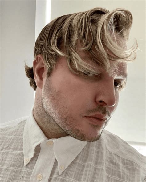 Men’s Highlights for Hair: 5 (Not-So Frosted) Tips | At Length by Prose ...