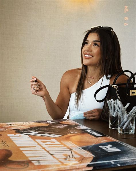 Tracy R. Cortez | OMAIGA 🤭🤭 Mi face está en el poster 🙏🏽 | Instagram