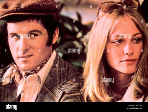 Heartbreak Kid Charles Grodin Cybill High Resolution Stock Photography and Images - Alamy