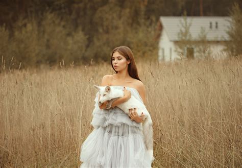 Download wallpaper girl, dress, Fox, Dasha, Anastasia Dobrovolskaya