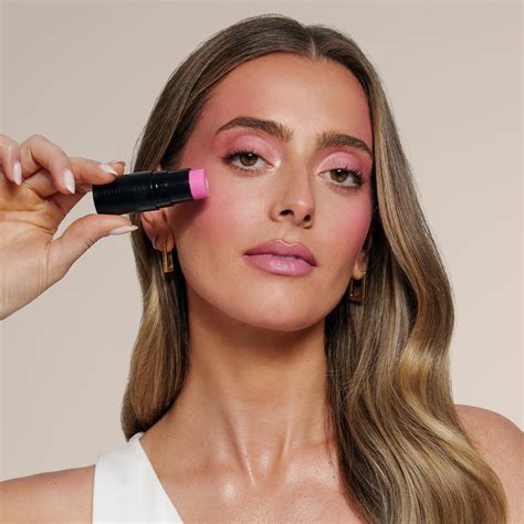 Live Shopping – Nudestix Canada