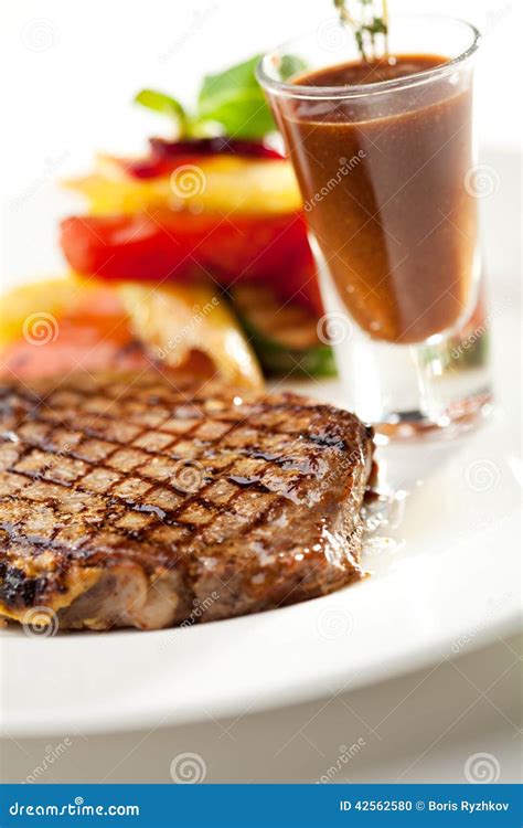 красивейший вкусный стейк свинины Стоковое Фото - изображение ...