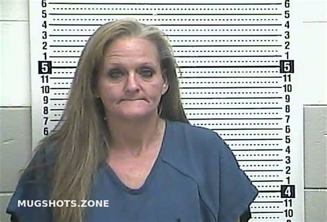 CROSIER/EARLES TAMMIE G 10/10/2022 - Casey County Mugshots Zone