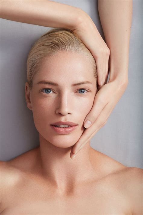 Pin de evelaiza en Face | Estetica de belleza, Limpieza facial ...