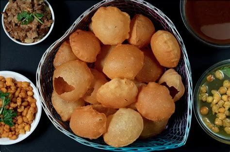 Golgappa Galore: Different Types of Golgappa - BestCheck