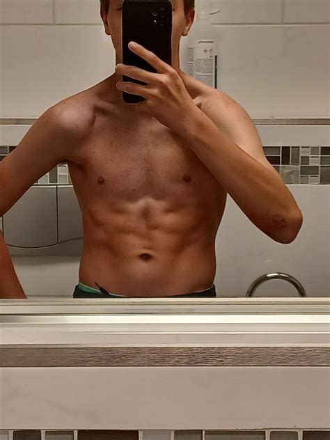 Ist das ein gutes six Pack mit 13? (Muskeln, Sixpack, six-pack)