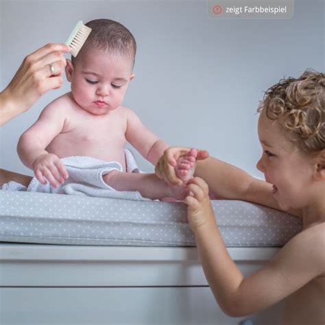 Miniland - 8-tlg. Pflege-Set Baby Kit im Etui - Candy - Babyartikel.de