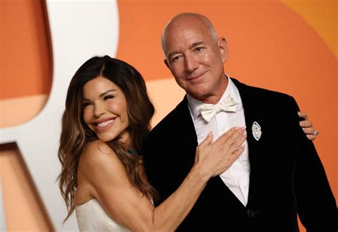 Jeff Bezos & Lauren Sanchez Wedding Hit by…