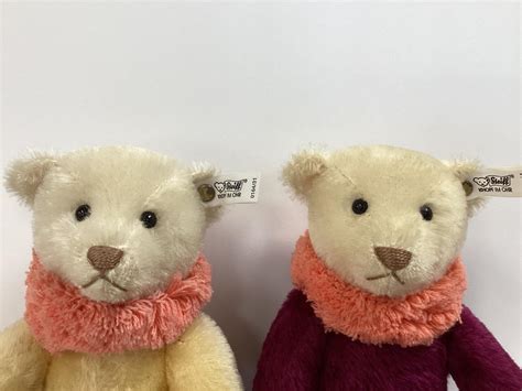 Lot - 2 Steiff Replica 1913 Circus Dolly Bears