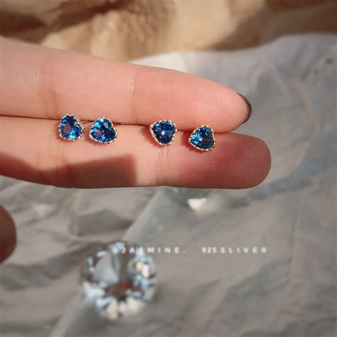 Azure Ear Studs - CIEL