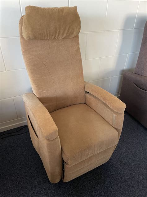 Fitform sta op relax stoel zand stof - Sta op stoel Alkmaar