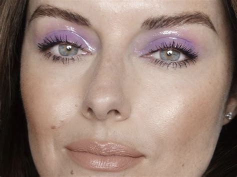 How To Do Glossy Eye Makeup | Saubhaya Makeup