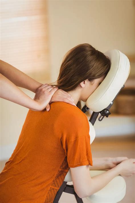 Revitalize with Deep Tissue Massage: Expert Relief