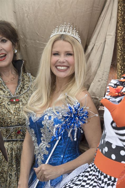 Melinda Messenger - Snow White Panto Photocall in Southsea, Portsmouth