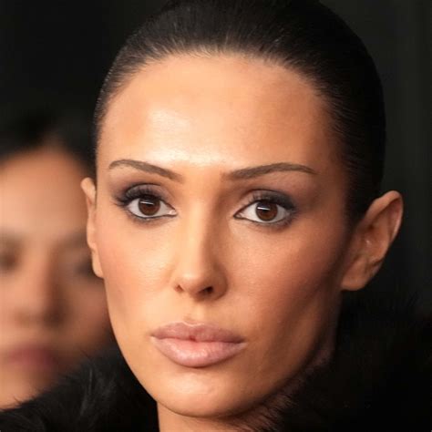 Kathy Bates Makes Shocking Admission That Leaves Fans Stunned - Parade