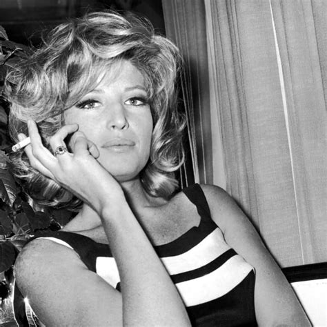 60 Iconic Women Who Prove Style Peaked In The '60s | Iconic women ...