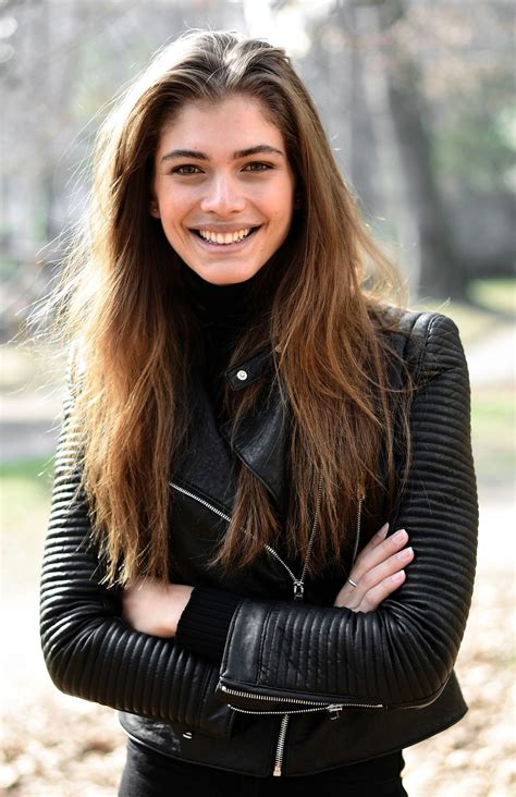 Meet victoria secret’s first transgender model valentina sampaio – Artofit