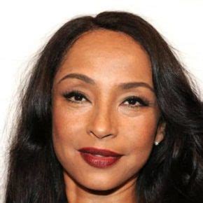 Sade Adu Age, Relationship, Net Worth, Daughter, Height, Wiki