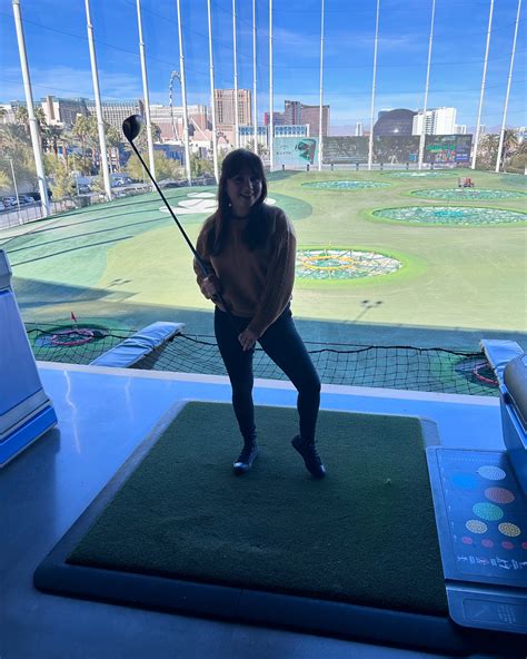 Denise Salcedo | Wrestling Content Creator | 📍 DAY 2 LAS VEGAS Omg what