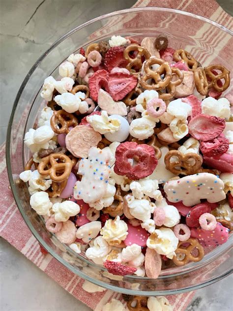 Valentine Snack Mix - Katie's Cucina