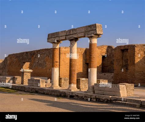 Pompeii ruins, Italy Stock Photo - Alamy