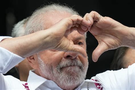 brazils president lula set  undergo hip replacement surgery