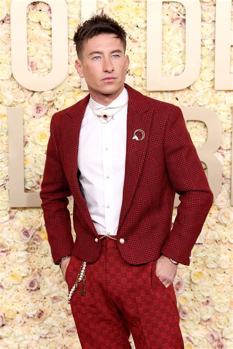 Barry Keoghan has graves fainting en masse at the Golden Globes 2024