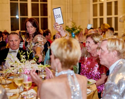 Where to search for the most recent Newport obits 24