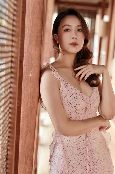 Nữ diễn viên Việt mà nhiều sao nam khao khát được hôn: Giấu kín chồng