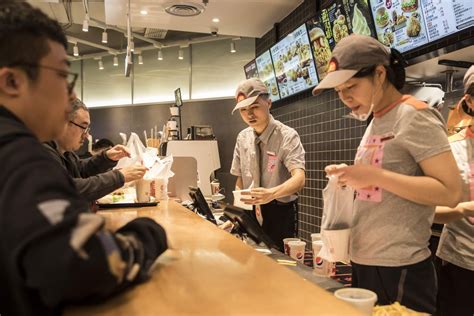 winning restaurant stocks