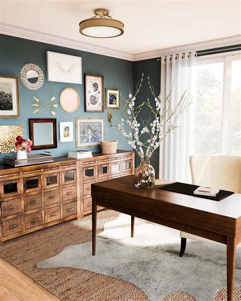 10+ Small Office Decorating Ideas