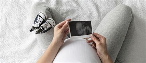 Compression Socks for Pregnancy: Are They Safe? - Women Daily Magazine