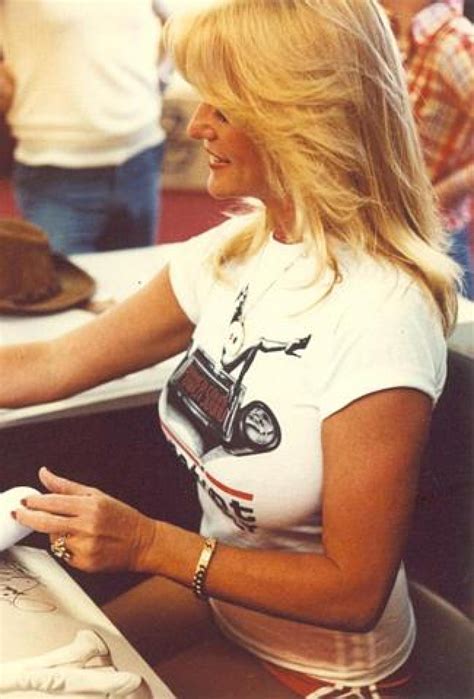 Linda Vaughn - Gallery - Peter K. | racersreunion.com