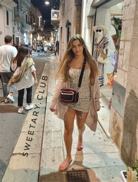 TW Pornstars - 💕Ary💕. Twitter. What attracts you the most in a girl