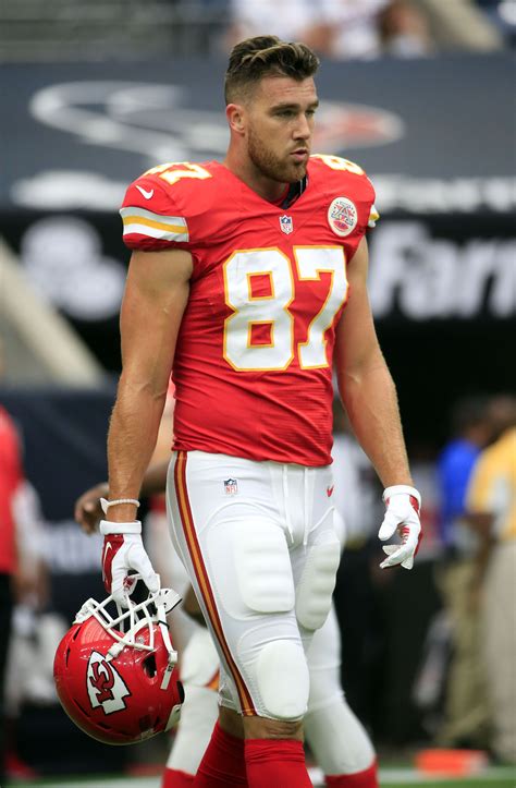 travis kelce line 9