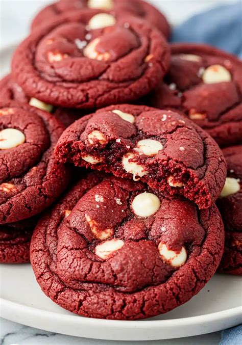 Ultimate Chocolate Crinkle Cookies : Super Easy
